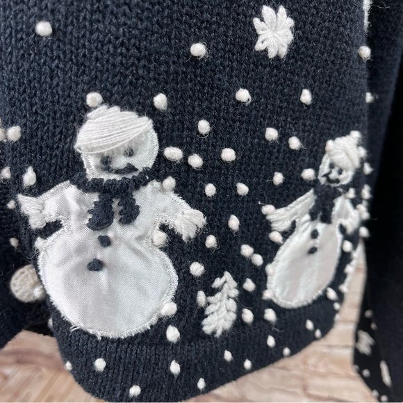 Baxter & Wells Christmas Snowflake Snowman Embroidered Cardigan Sweater Petite M - Picture 4 of 6